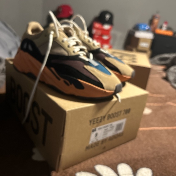 Yeezy boost 700 enflame amber main image 5